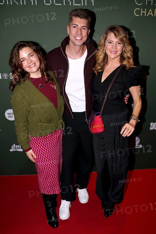 Ronja Forcher, Maximilian Seitz, Luise BÃ¤hr, 5th Charity Celebrity Pack 2025 campaign for street sweeps e.V. at Bikini Berlin, 26.11.2025