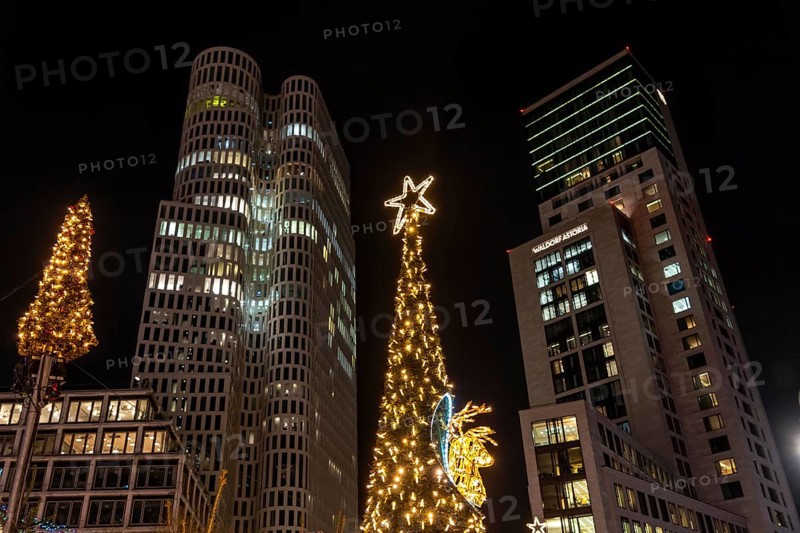Christmas market on Breitscheidplatz, at the Memorial Church, Christmas decoration, light decoration, Hotel Waldorf Astoria, in Berlin, Germany