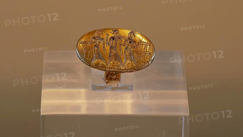 Golden Signing Ring with the Engraving of a Religious Ceremony, Ancient Golden Ring with Engraved Female Figures, Archaeological Museum, Nemea, Peloponnese, Greece