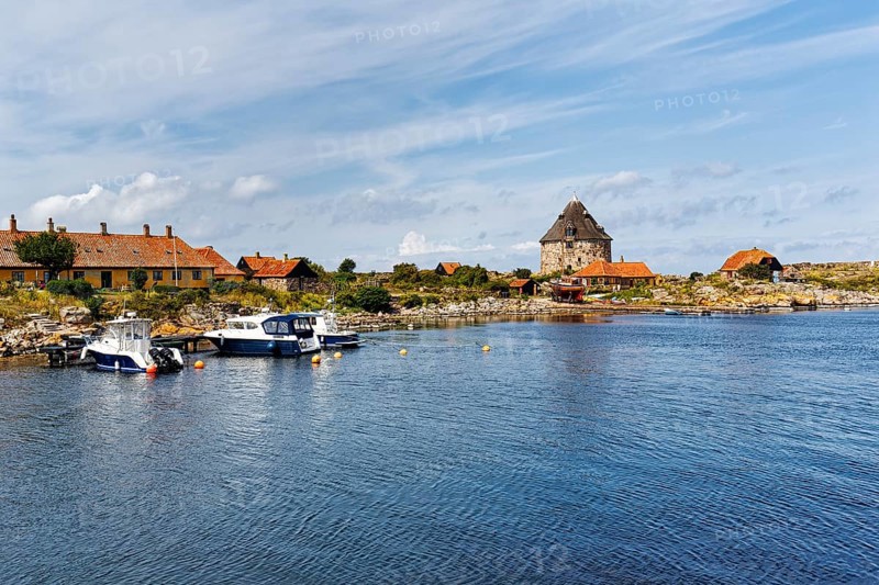 Small tower, Lille Tarn, round tower with museum, fortification, traditional settlement, Cirrus, FrederiksÃ¸, Frederiksö, Ertholmene, Pea Islands, Bornholm, Denmark