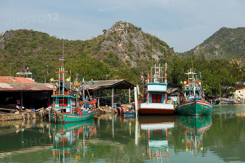 Fishing village and harbor, south of Hua Hin, Sam Roi Yot, Prachuap Khiri Khan, Central Thailand, Thailand