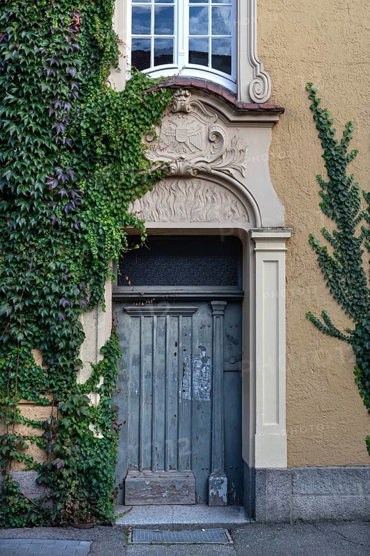 Stucco decoration above the entrance to Johanneum, built in 1905, near St. Johannis 1-3, Hanseatic City of LÃ¼beck, Schlesawig-Holstein, Germany