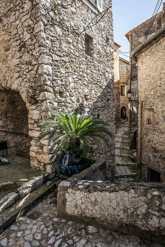 Picturesque medieval mountain village, Peillon, near Monaco, Cote d'Azur, Alpes-Maritimes, Provence-Alpes-Cote-d'Azur, South of France, France