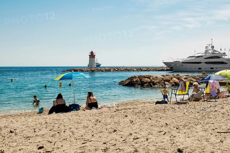 Beach, Plage Cros Dei Pin, Saint-Jean-Cap-Ferrat, Cap Ferrat, Alpes Maritimes, Provence Alpes Cote d'Azur, French Riviera, South of France, France