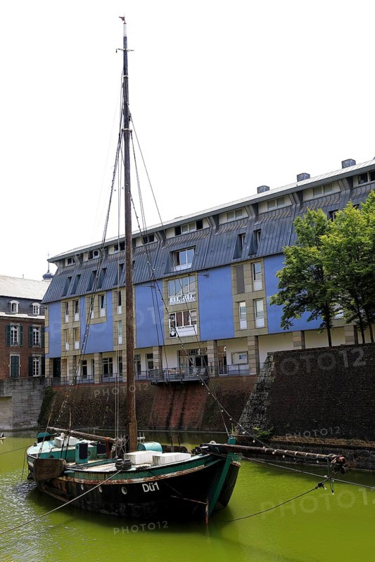 Ship Aalschokker DÜ1 in the Old Harbour, Düsseldorf, North Rhine-Westphalia, Germany