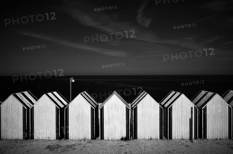 Bathing huts, beach huts, beach cabins, bathing cabins, cabins, sea, sky, black and white, Yport, Normandy, Seine-Maritime, France