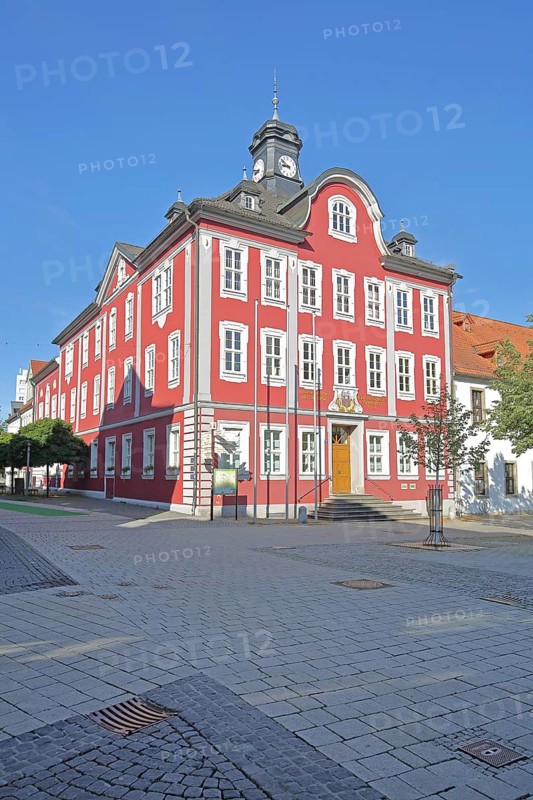 Neo-baroque town hall rebuilt in 1910, market square, Suhl, Franconia, Thuringia, Germany
