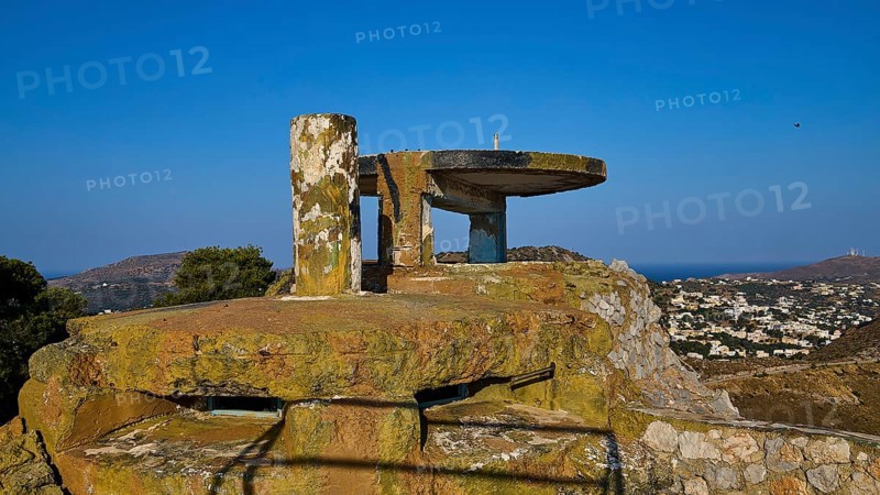 An abandoned concrete observation point high above the coast with sweeping views, Lost Place, Lago anti-aircraft battery, Bunker, Apitiki Mountain, Leros, Dodecanese, Greek Islands, Greece