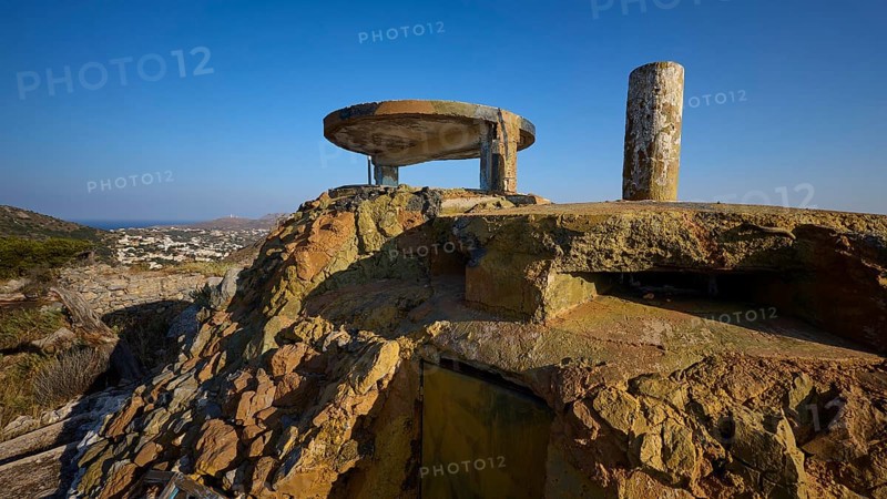 An old, dilapidated concrete building on a hill with a sea backdrop, Lost Place, Lago anti-aircraft battery, bunker, Apitiki Mountain, Leros, Dodecanese, Greek Islands, Greece