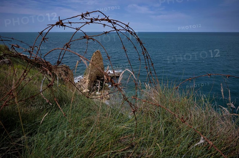 Barbed wire, Pointe du Hoc, memorial, memorial for US Rangers, Cricqueville-en-Bessin, D-Day, Operation Overlord, Omaha Beach, Utah Beach, Normandy, Calvados, France