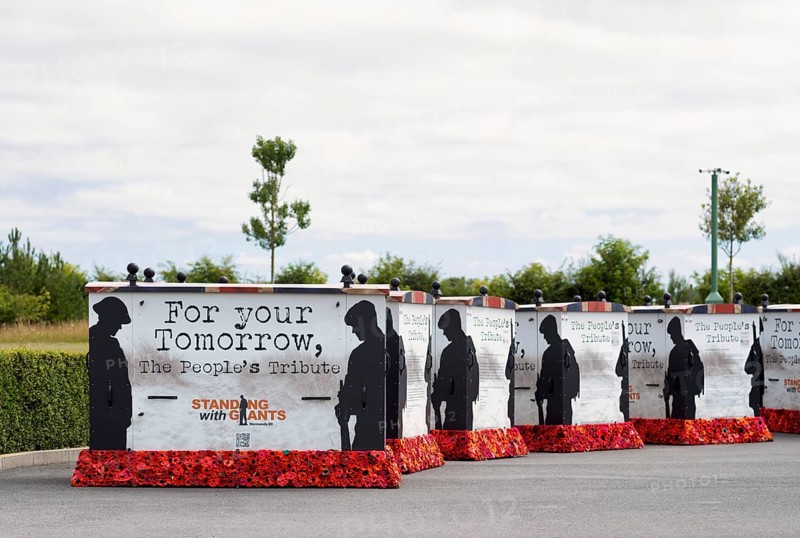 Installation, Standing with Giants, honours the victims of the fallen British soldiers by personification, British Normandy Memorial, war memorial, Ver-sur-Mer, D-Day, Operation Overlord, Gold Beach, Normandy, Calvados, France