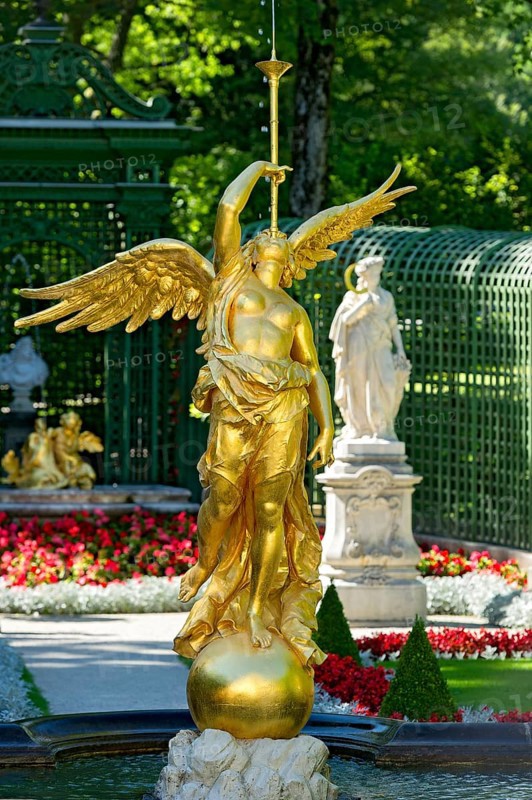 Fountain figure of the goddess Fama with fanfare in gold, Rococo style, west parterre, palace park of Linderhof Palace, UNESCO World Heritage Site, Ettal, Unterammergau, Garmisch-Partenkirchen, Upper Bavaria, Bavaria, Germany