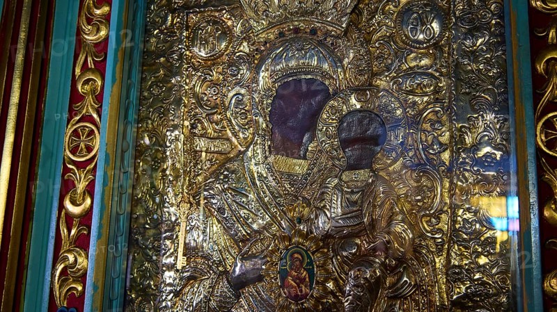 Panagia Kyra Church, Panagia tou Kastrou, Magnificently decorated iconostasis with gold reliefs and traditional religious depictions, Pandeli Castle, Castle, Leros Fortress, St John's Fortress, Apitiki Hill, Pandeli Bay, Agia Marina, Leros, Dodecanese, Greek Islands, Greece