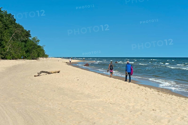 Sandy beach beach on the Baltic Sea coast, Baltic resort Bansin, Usedom Island, Mecklenburg-Western Pomerania, Germany