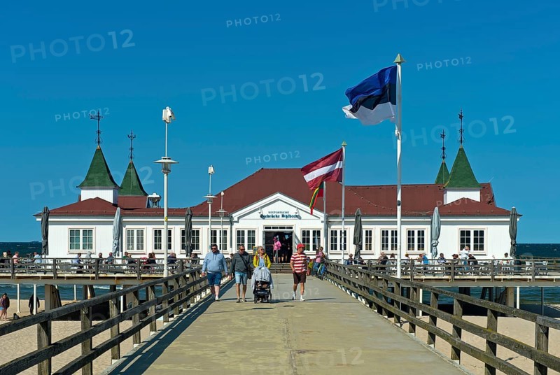Restaurant on the historic pier in the Baltic seaside resort of Ahlbeck, Usedom Island, Mecklenburg-Vorpommern, Germany