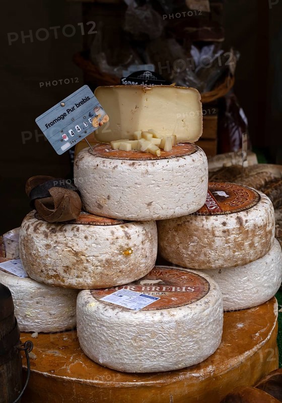Display, offer, cheese, various cheeses, food, at the medieval market, Bayeux, Normandy, Calvados, France