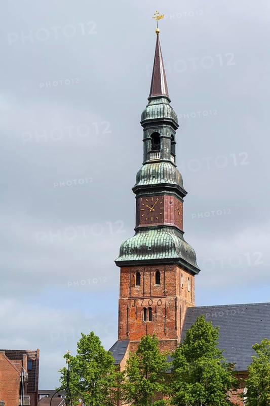 St Laurentius Church, town church, market, old town, Tönning, North Frisia, Schleswig-Holstein, Germany