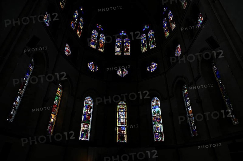 Stained glass window, coloured church window, choir with altar, interior view, Église Notre-Dame Cathedral, Épernay, Champagne, Marne, France
