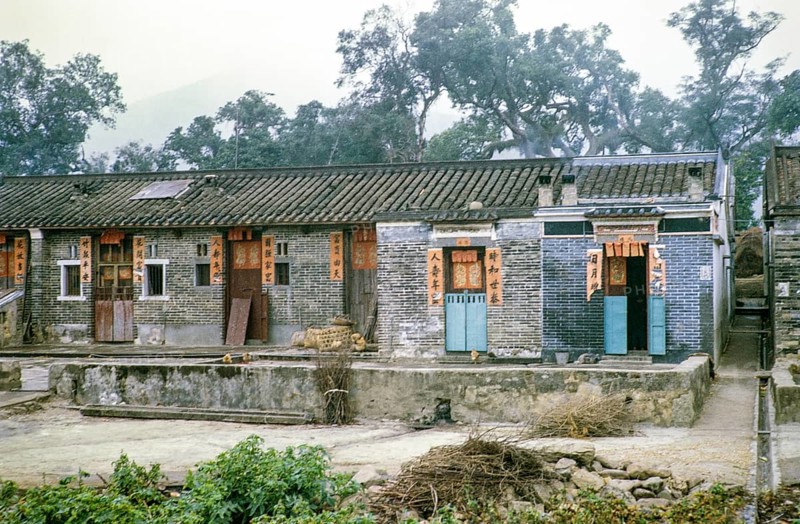 Houses in rural area near Tai Po, New Territories, Hong Kong, Asia 1964