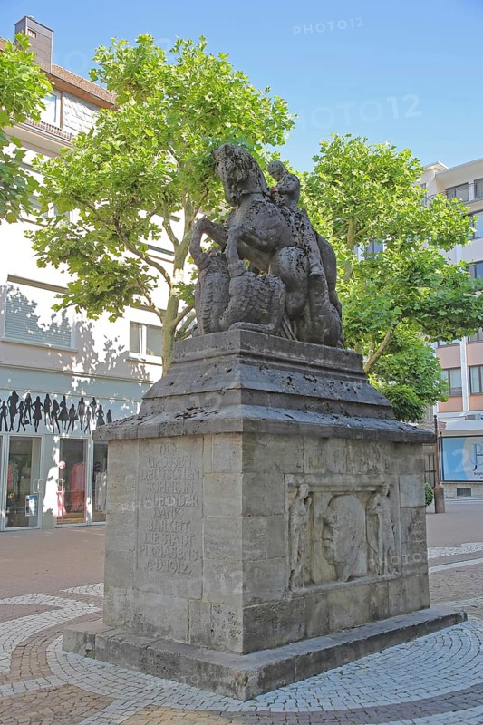 Bismarck monument with St George as dragon slayer, inscription, relief of Bismarck, equestrian figure, Schlossstraße, Pirmasens, Rhineland-Palatinate, Germany