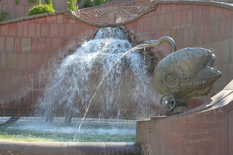 Castle fountain with swan figure by Gernot Rumpf 1984, water features, water basin, water jet, bronze sculpture, modern art, fountain, Schlossplatz, Pirmasens, Rhineland-Palatinate, Germany