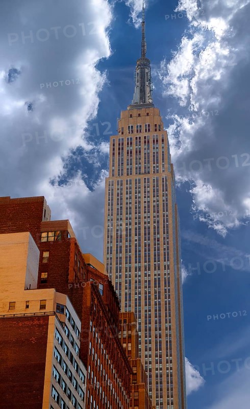 Empire State Building, built 1930-1931, 102 storeys, cloudy sky, New York City, USA