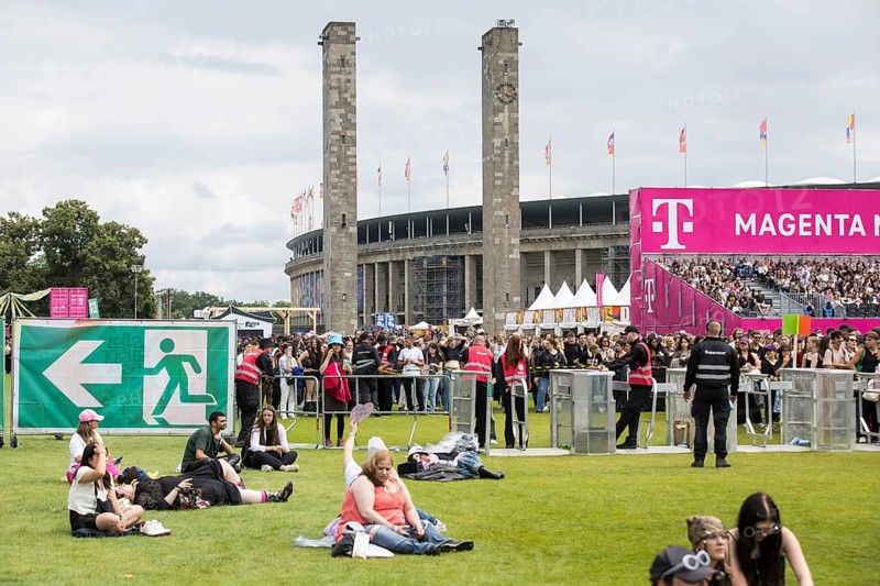 Area in front of the Main Stage at the Lollapalooza Festival in the Olympiastadion and on the Maifeld closed due to overcrowding, Berlin, 13/07/2025