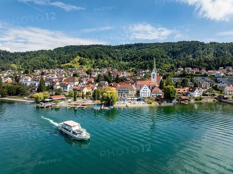 Ausflugsschiff, Kursschiff MS Großherzog Ludwig am Schiffanleger der Gemeinde Sipplingen, Luftbild, Bodensee, Bodenseekreis Baden-Württemberg, Deutschland