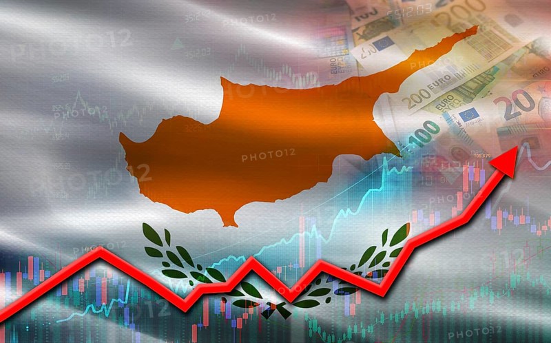 Chipre economic growth on financial graph. Chipre financial growth on market graph