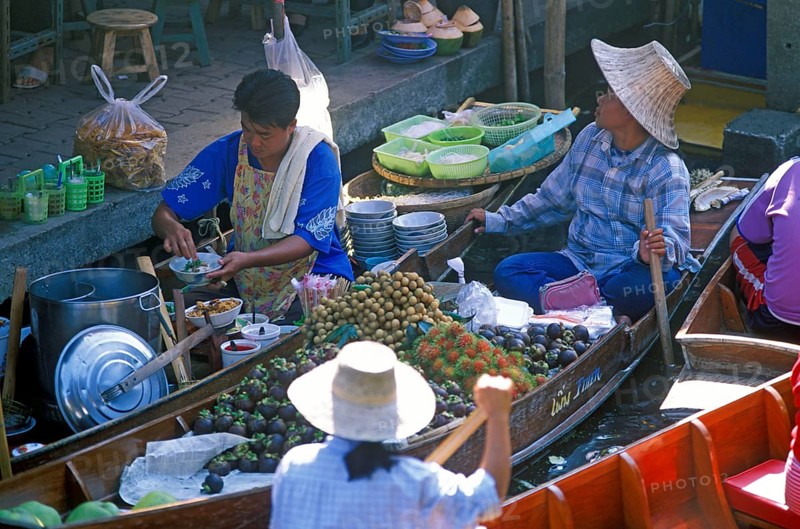 Food stalls at Damnoen Saduak floating market, Thailand, December 2002, vintage, retro, old, historic