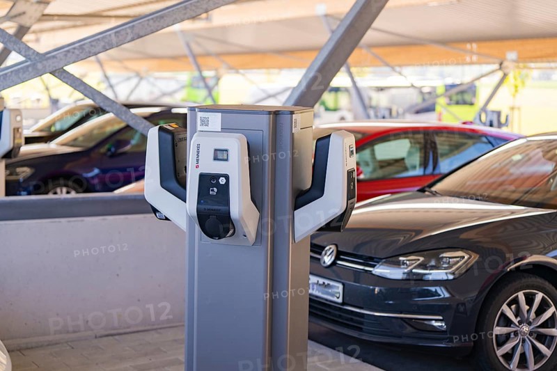 Electric cars at a charging station in a modern parking garage, e-charging park, Merklingen, Germany