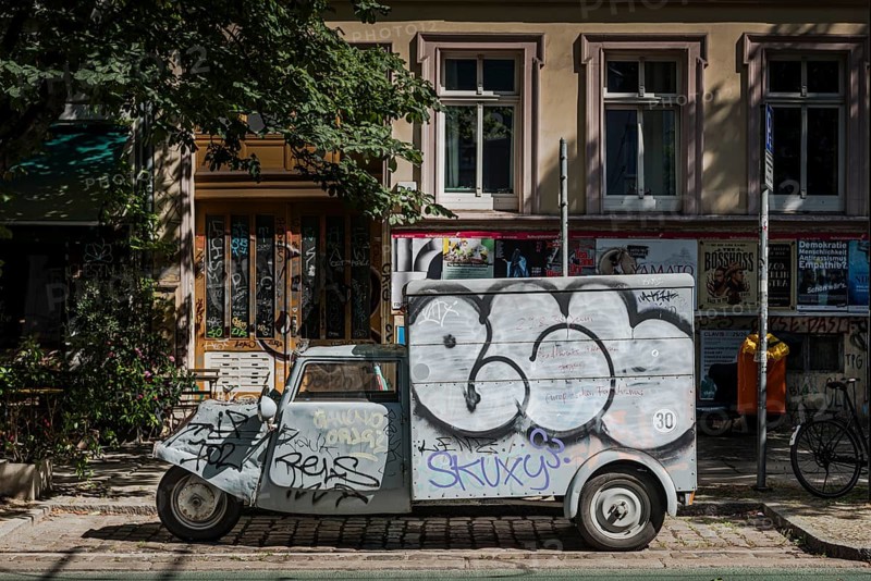 Everyday street scenes on Prenzlauer Berg, Berlin
