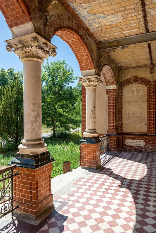 Lost Place, terrace of the Beelitz sanatorium, Brandenburg
