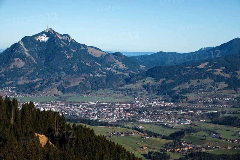 View from Bolsterlanger Horn into the Illertal with Sonthofen and Grünten, Bolsterlang, Oberstdorf, Oberallgäu, Allgäu, Bavaria, Germany