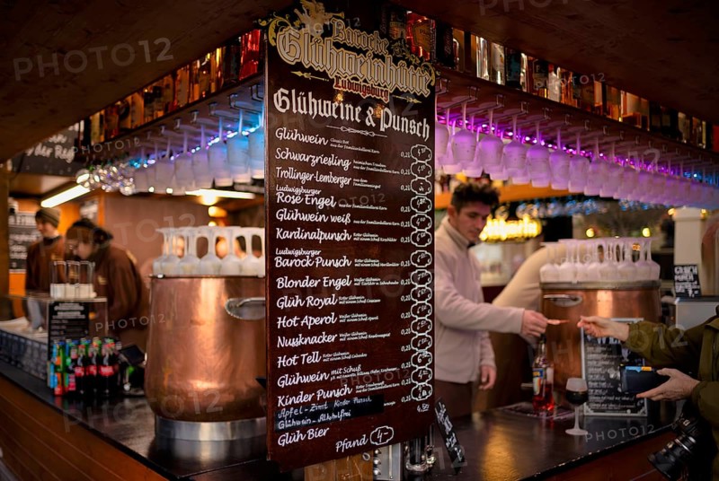 Drinks menu, various types of mulled wine, mulled wine stand, mulled wine sale, sales stand, food, baroque Christmas market, Ludwigsburg, Baden-Württemberg, Germany