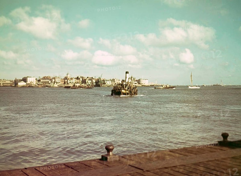 Ferry boat service between Portsmouth and Gosport, Portsmouth harbour, Hampshire, England, UK c 1956