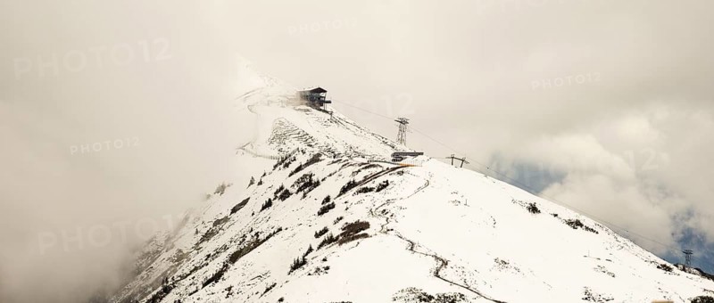 Another onset of winter in May, hiking trail from the Kanzelwandbahn mountain station to the Fellhorn, Allgäu Alps, Bavaria, Germany