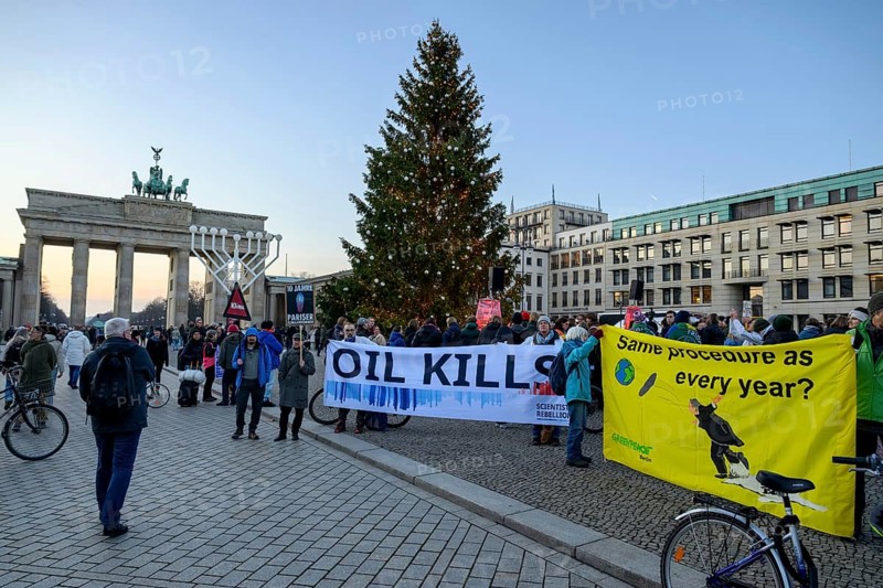 Scientists Rebellion at Fridays for Future rally on 10 years of Paris Agreement and 7 years of Fridays for Future. Pariser Platz, Berlin, 12.12.2025