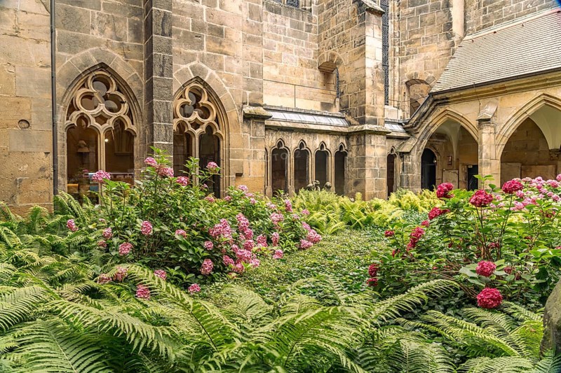 Inner courtyard of the cloister in Meissen Cathedral, Meissen, Saxony, Germany