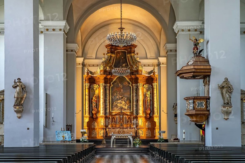 Altar of the Basilica of St. Lawrence in Elberfeld, Wuppertal, North Rhine-Westphalia, Germany