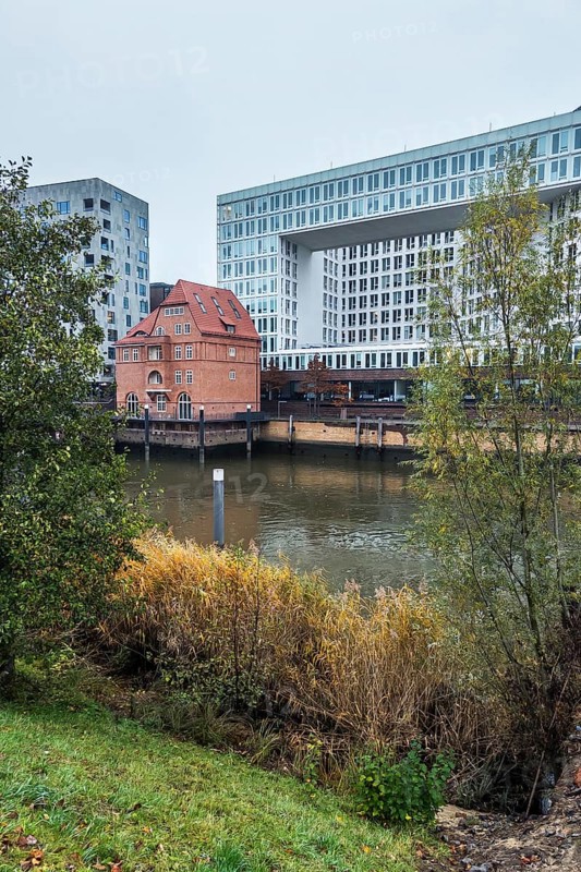 Old customs house with mirror house, HafenCity, Hamburg, Germany