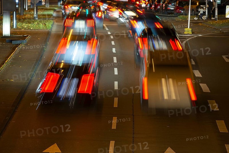 Rote Rückleuchten, Rush Hour, Rheinuferstraße, Cologne, Rhineland, North Rhine-Westphalia, Germany