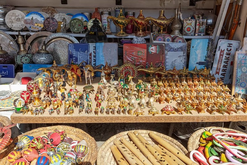 Market stand with a variety of souvenirs and handmade metal figures