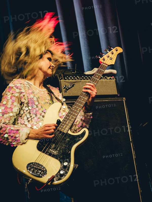 Charlotte Cooper, singer and bass player from The Subways live on For Eternity Tour 2025 at Hole44 in Berlin on 29.11.2025