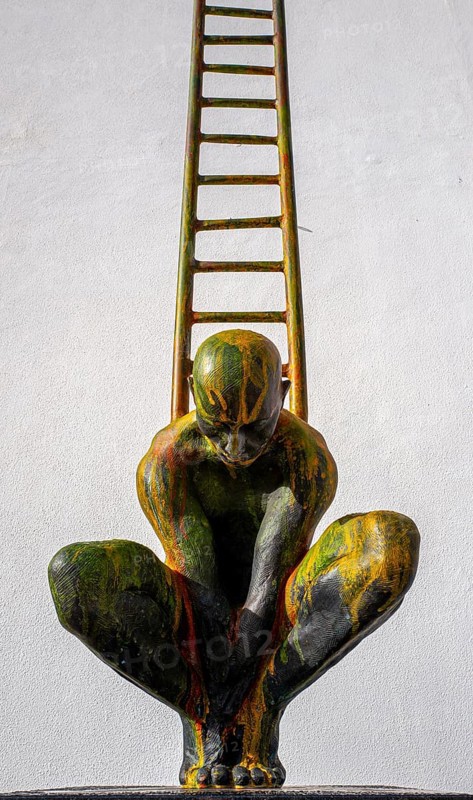 Bronze sculpture by artist R. Timoteo, Cidadele de Cascais artists' farm in the Forte de Nossa Senhora da Luz de Cascais, Portugal