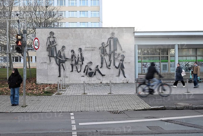 Relief in the entrance area of the University of Erfurt on Nordhäuser Straße