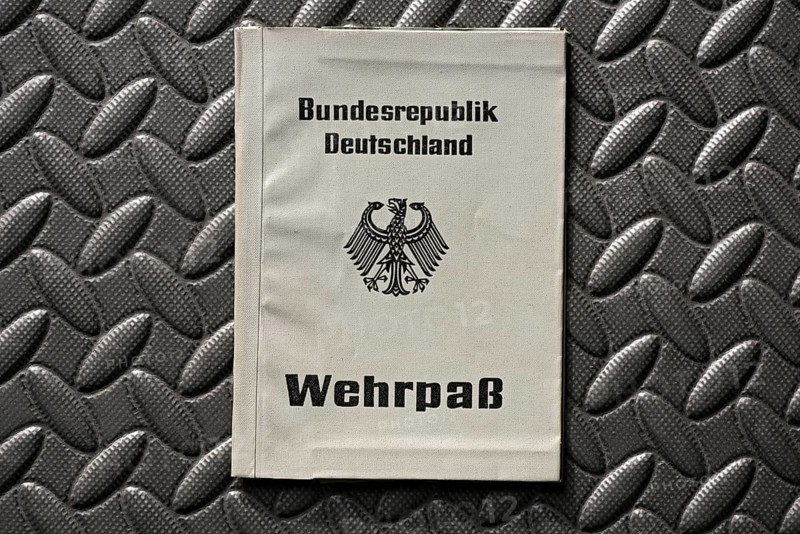 Official military passport, ID card for military service soldiers, military passport of the Federal Republic of Germany from 1976, period of the Cold War, Germany
