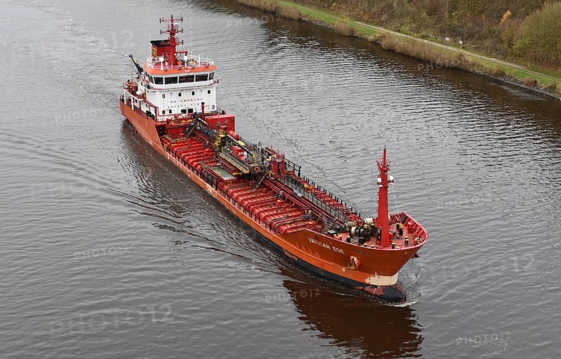 Tanker VARKAN EGE in the Kiel Canal, NOK, Kiel Canal, Kiel Canal, Schleswig-Holstein, Germany