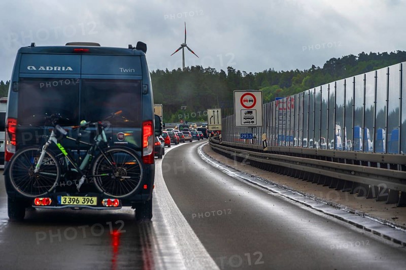 Traffic jam on the A9 motorway, a noise barrier on the right, Hof, Upper Franconia, Bavaria, Germany