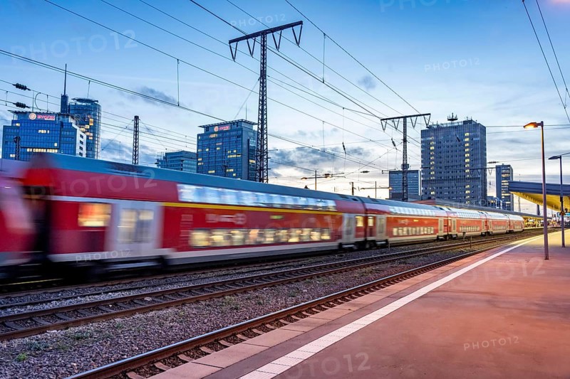 Regional express at Essen main station, on the platform, North Rhine-Westphalia, Germany